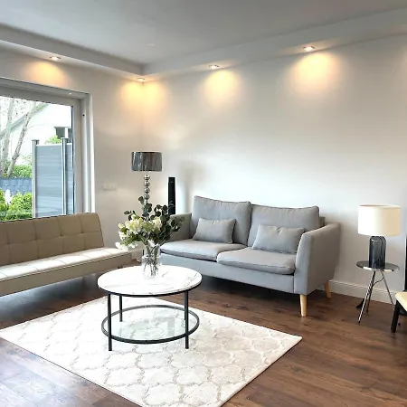 Сasa de vacaciones Luxury House