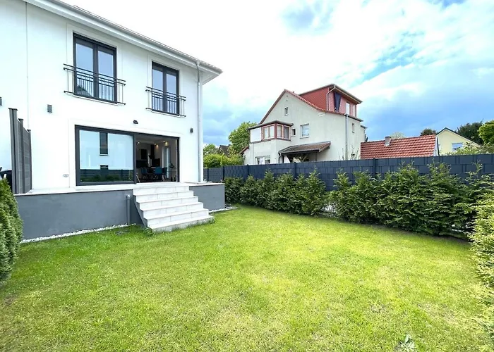 Dom wakacyjny Luxury House